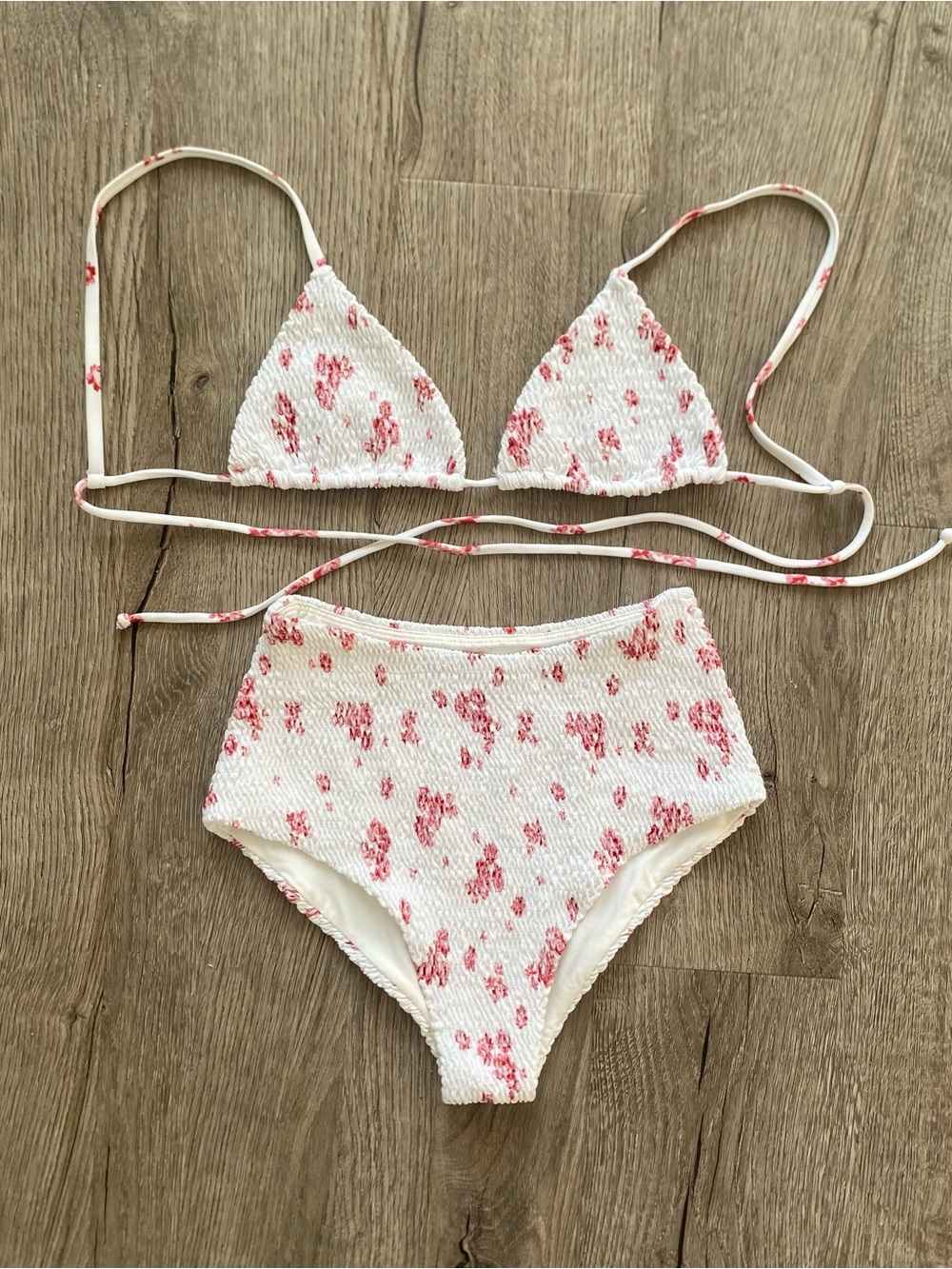 Wanderlust Swin X Posse White, Red And Pink Floral Bikini Set, Small, As New